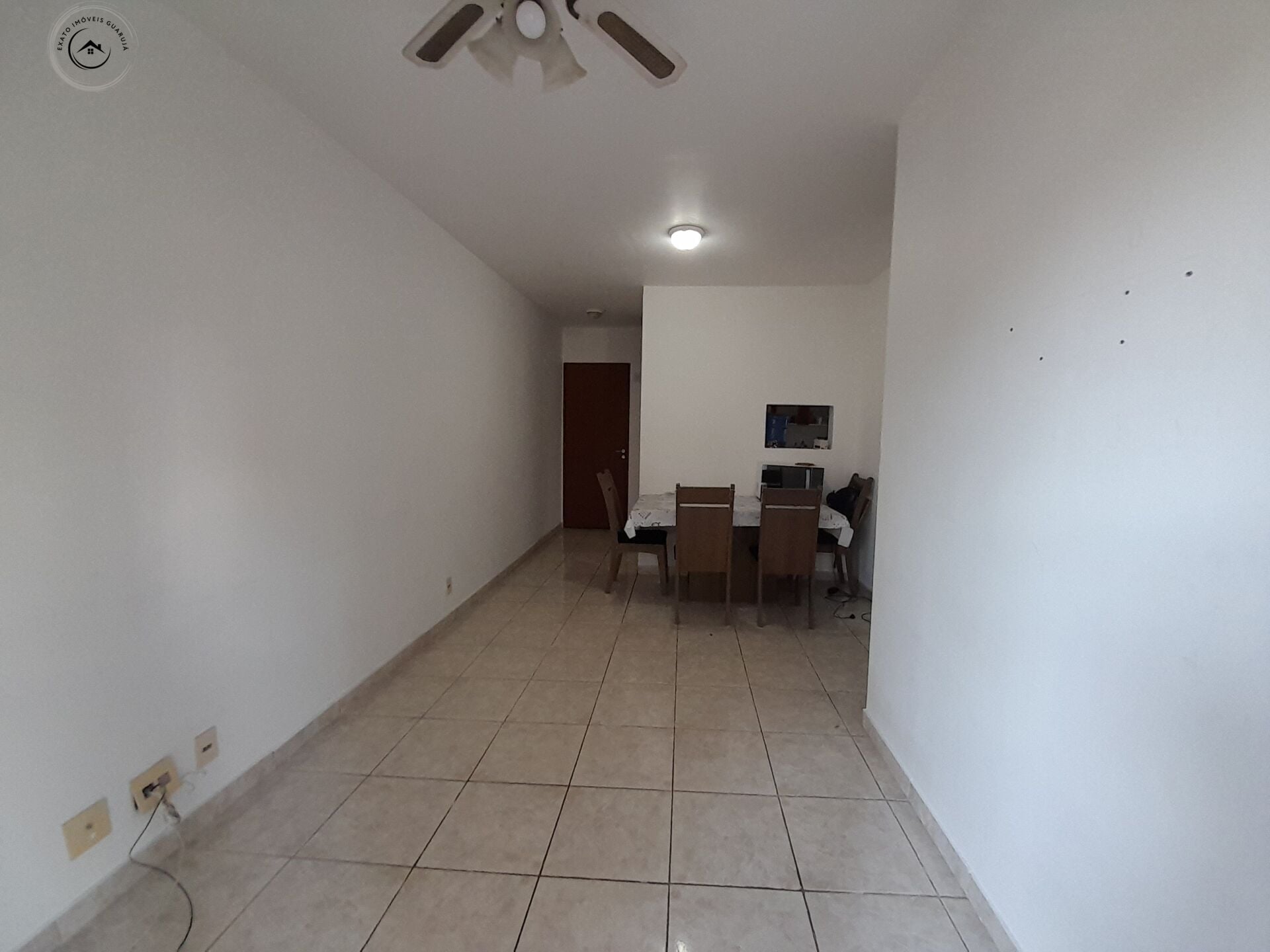 Apartamento Padrão de 02 dormitórios para venda na Praia da Enseada. - foto 1
