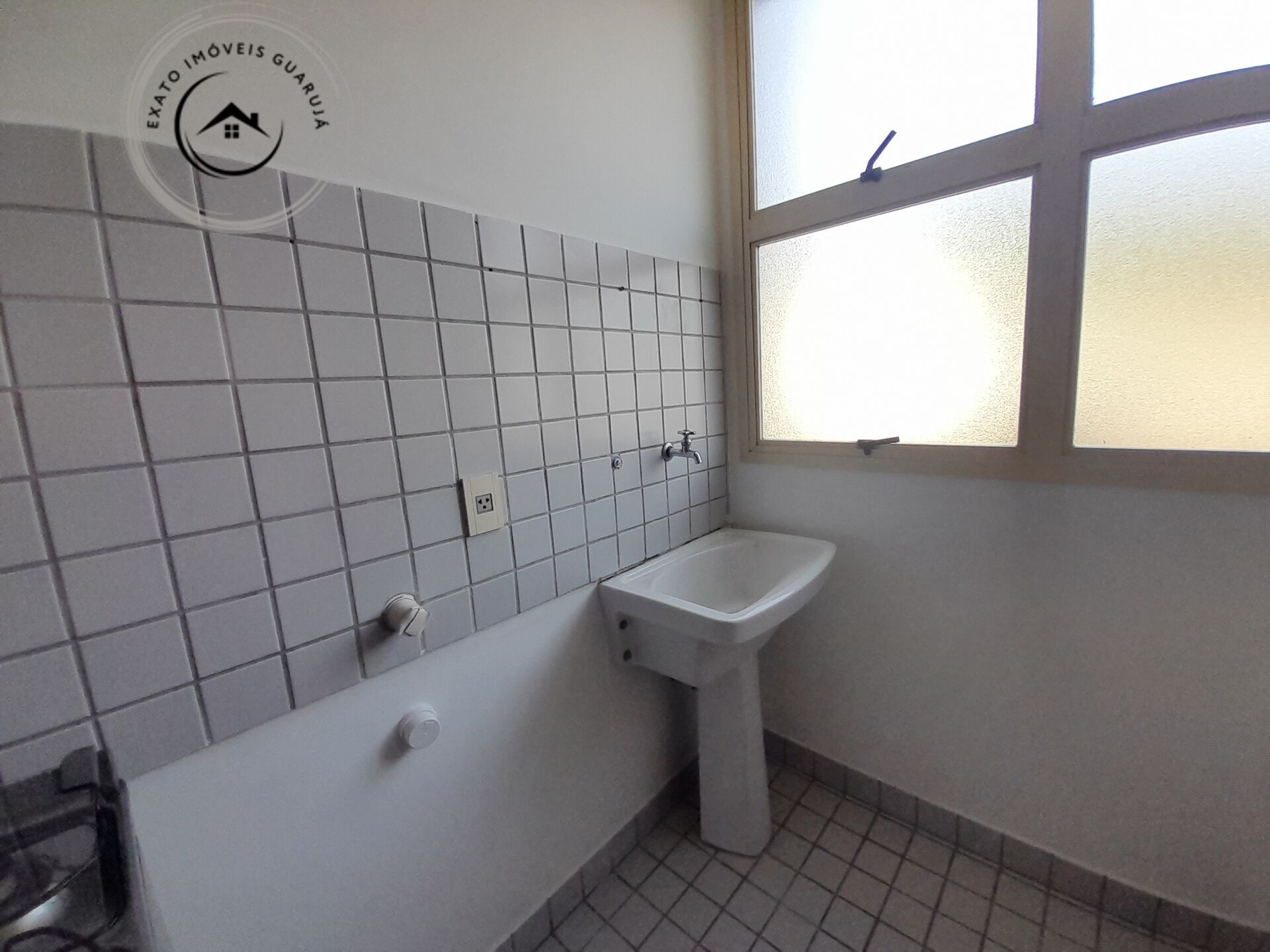 Apartamento Padrão de 02 dormitórios para venda na Praia da Enseada. - foto 25
