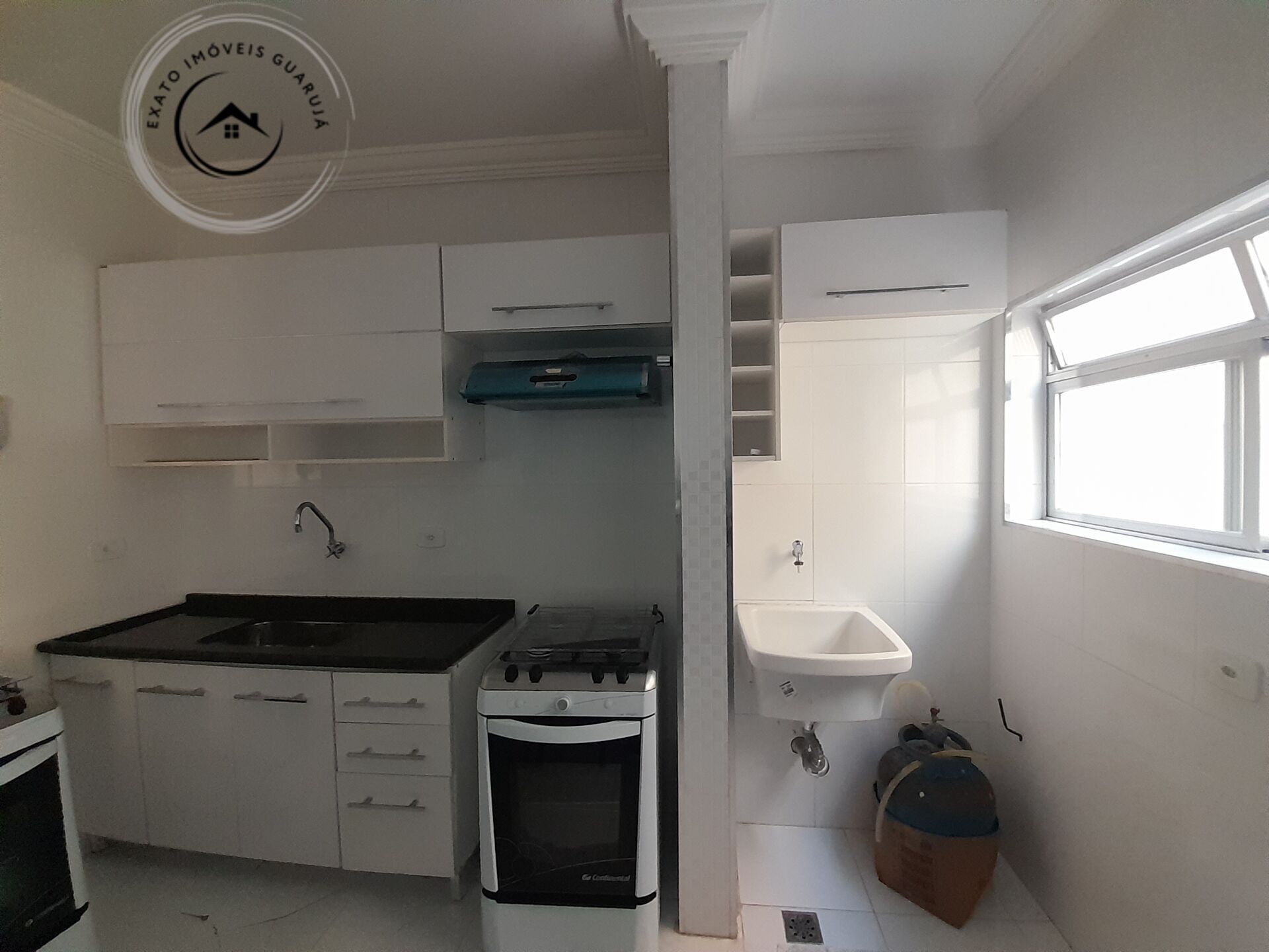 Apartamento Padrão de 02 dormitórios para venda na Praia da Enseada. - foto 6