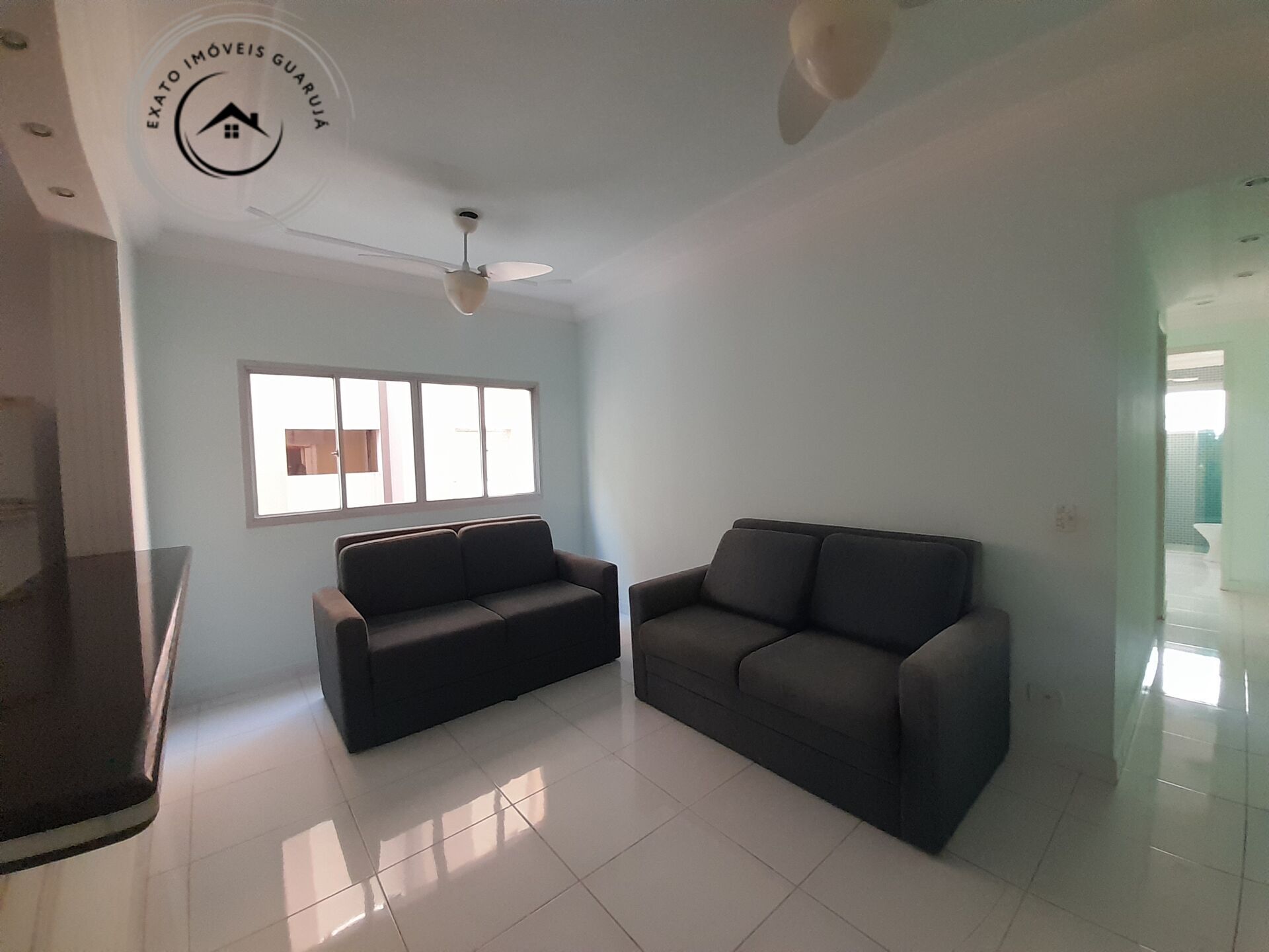 Apartamento Padrão de 02 dormitórios para venda na Praia da Enseada. - foto 2