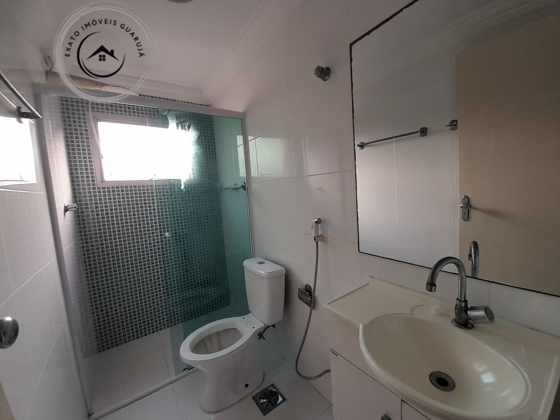 Apartamento Padrão de 02 dormitórios para venda na Praia da Enseada. - foto 15