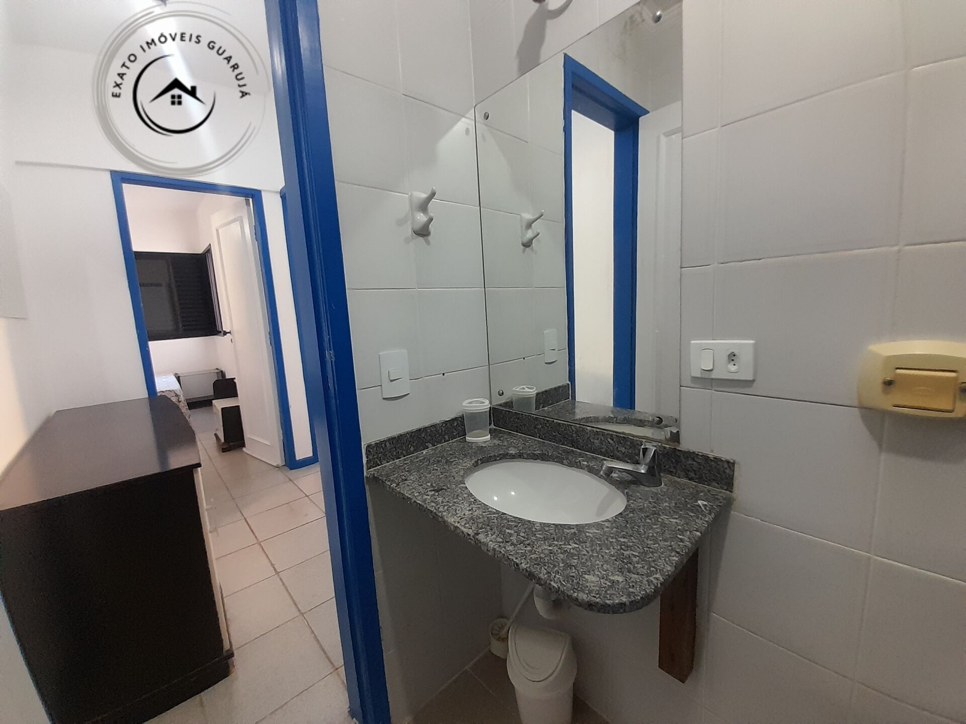 Apartamento Padrão de 03 dormitórios para locação anual na Praia da Enseada. - foto 26
