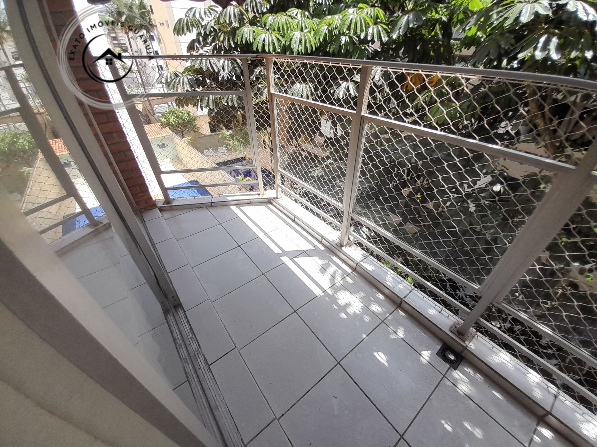 Apartamento Padrão de 03 dormitórios para venda na Praia da Enseada. - foto 3