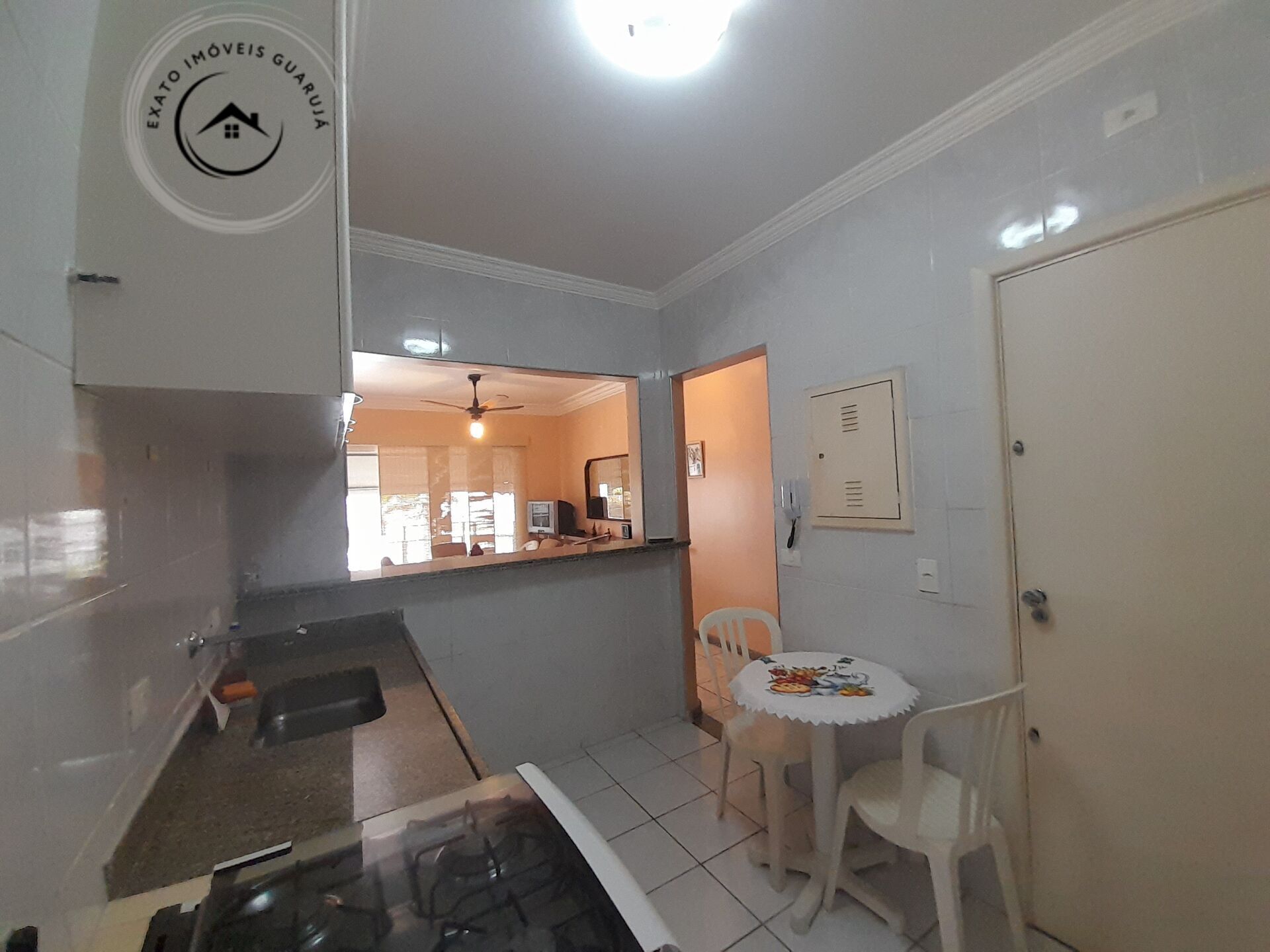 Apartamento Padrão de 03 dormitórios para venda locação anual na Praia da Enseada. - foto 12