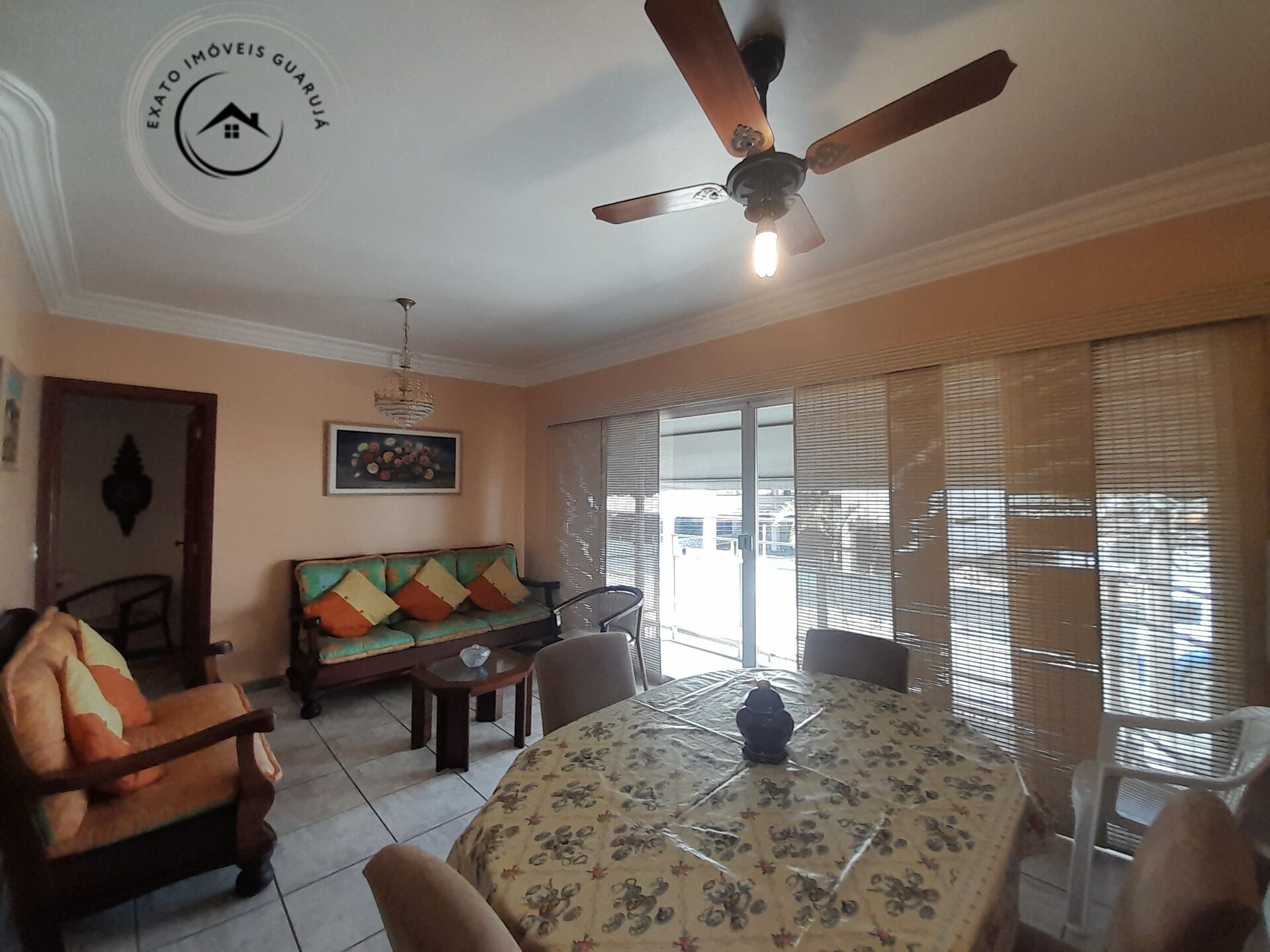 Apartamento Padrão de 03 dormitórios para venda locação anual na Praia da Enseada. - foto 2