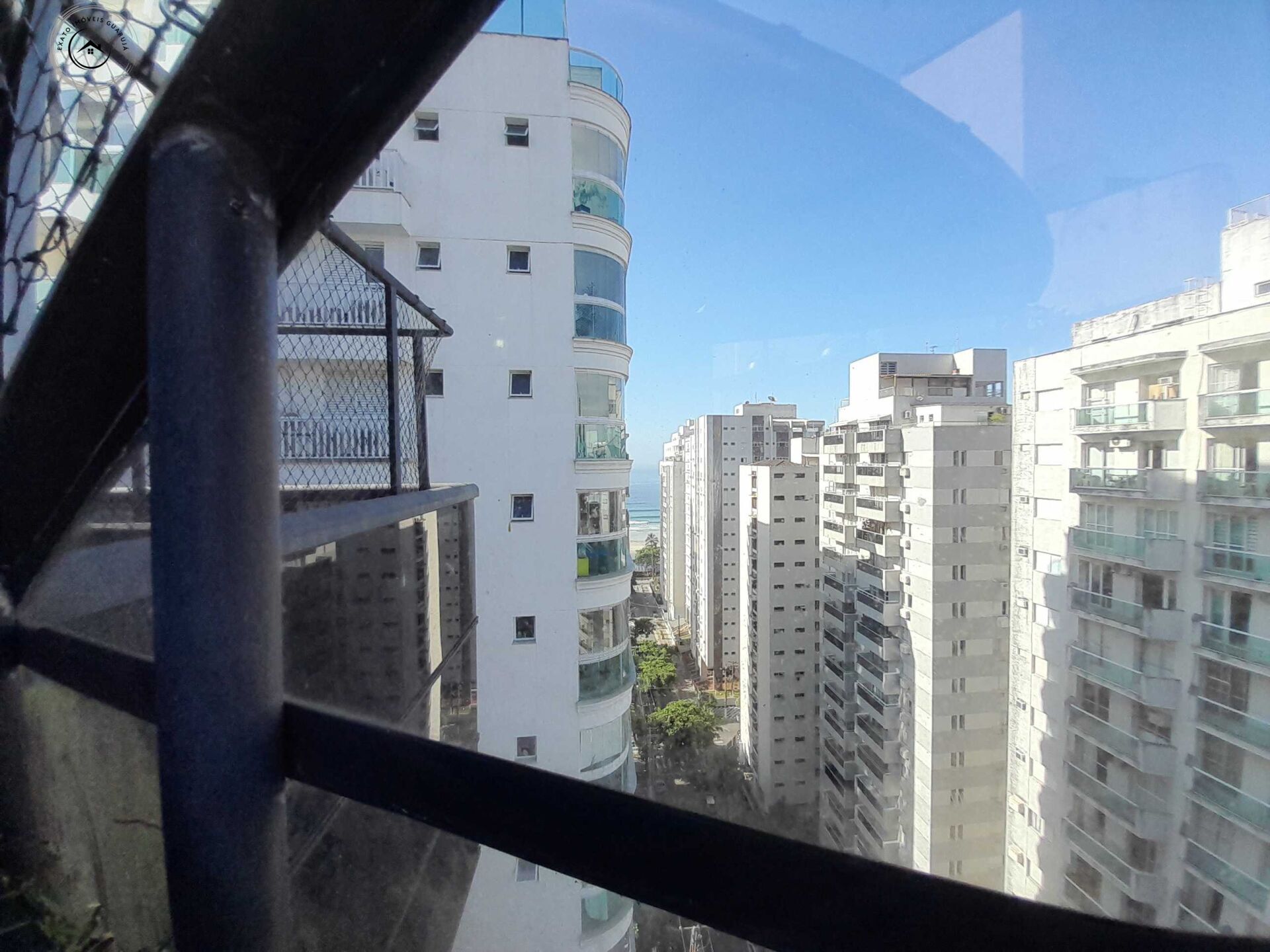 Cobertura de 03 suítes para locação anual na Praia das Pitangueiras Guarujá SP - foto 41