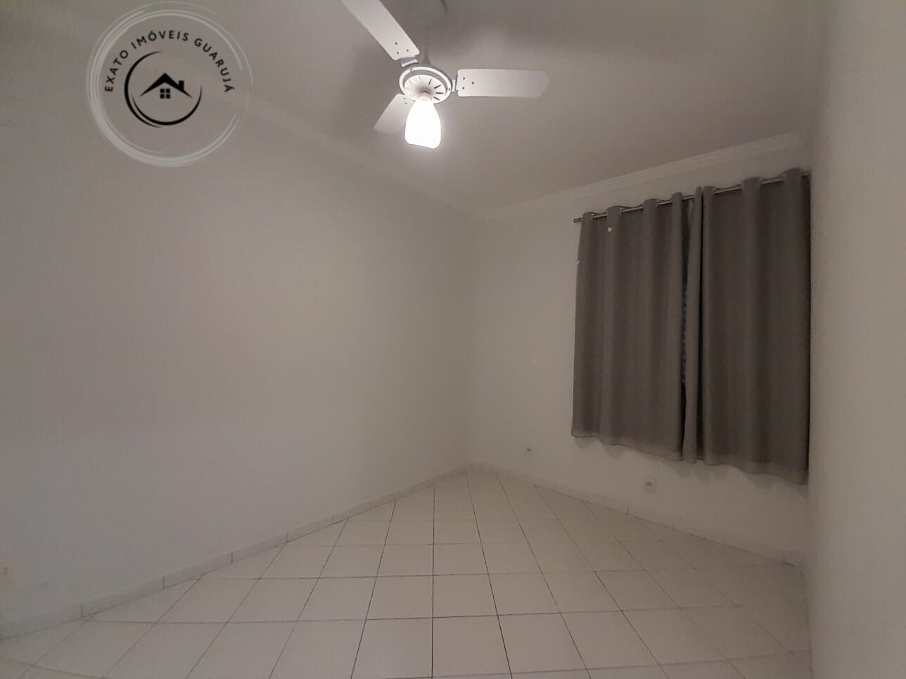 Apartamento Padrão de 02 dormitórios para locação anual na Praia da Enseada - foto 22