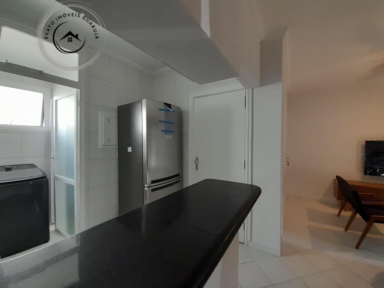 Apartamento Padrão de 02 dormitórios para locação anual na Praia da Enseada - foto 12