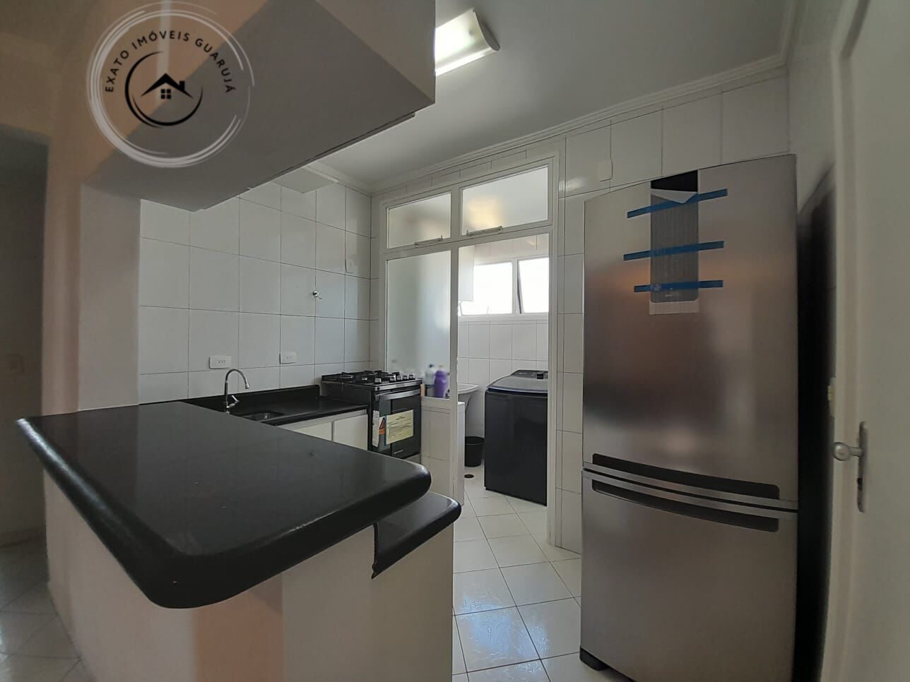 Apartamento Padrão de 02 dormitórios para locação anual na Praia da Enseada - foto 11
