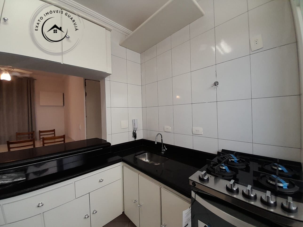 Apartamento Padrão de 02 dormitórios para locação anual na Praia da Enseada - foto 13