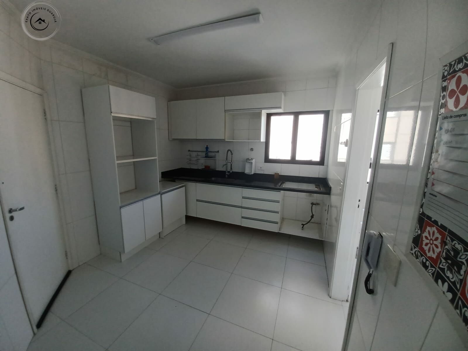 Apartamento Alto Padrão de 04 dormitórios frente total para o mar nas Astúrias - foto 30