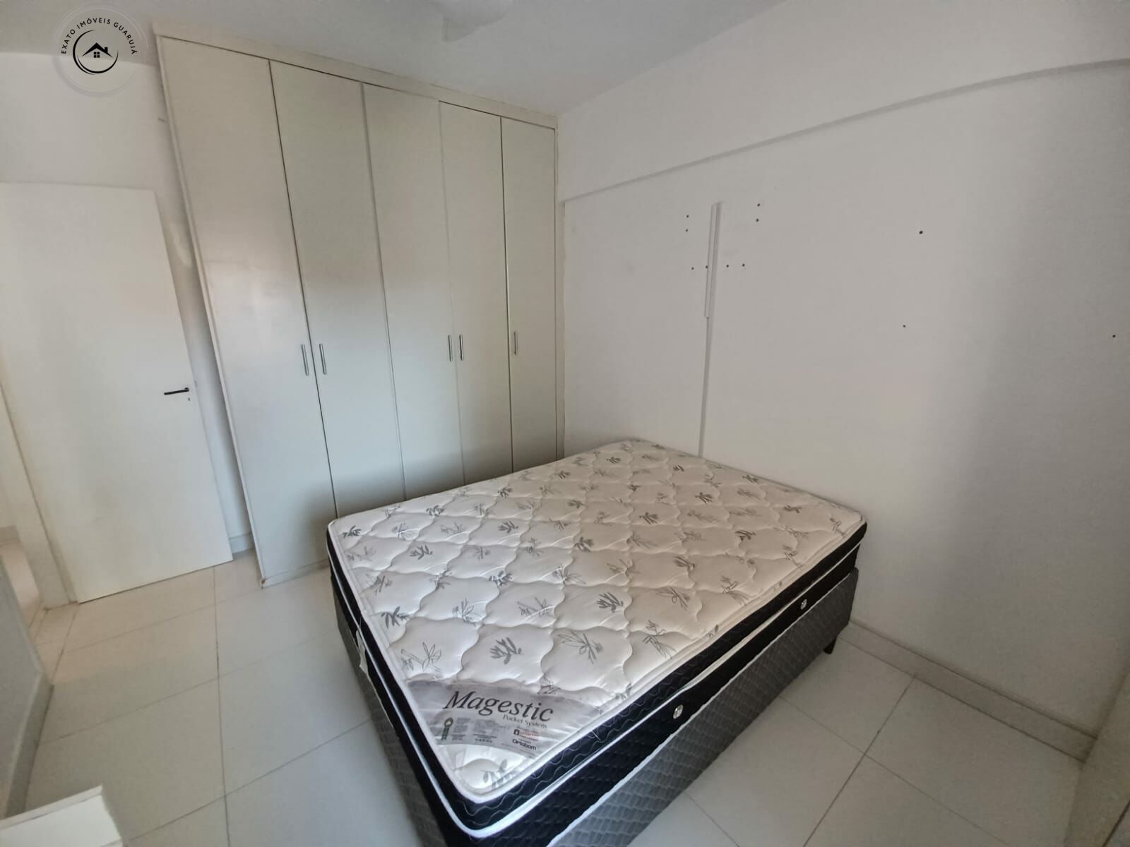 Apartamento Alto Padrão de 04 dormitórios frente total para o mar nas Astúrias - foto 25