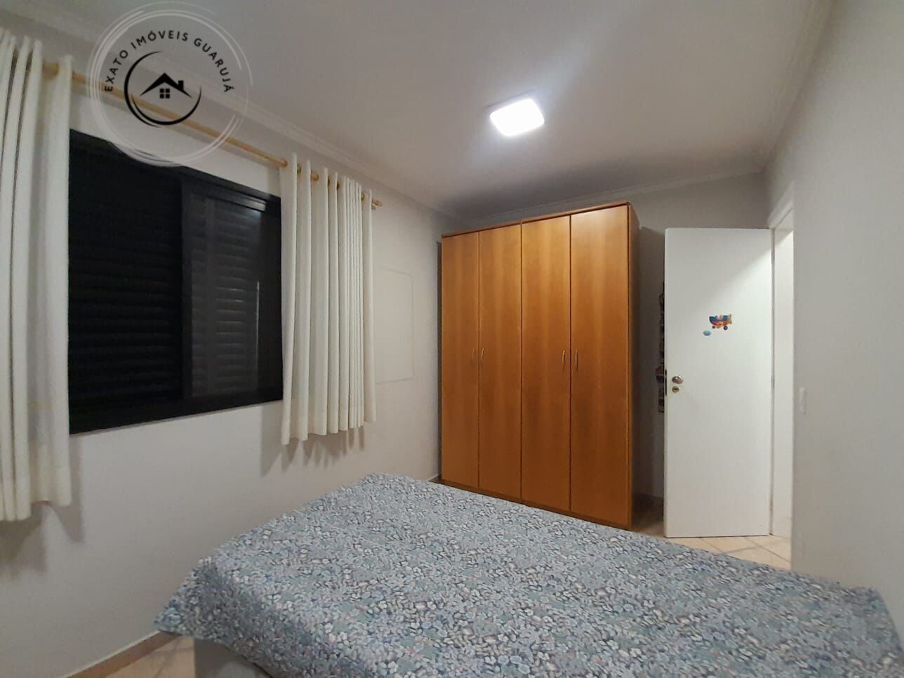 Apartamento Padrão de 02 dormitórios para venda na Praia da Enseada. - foto 17
