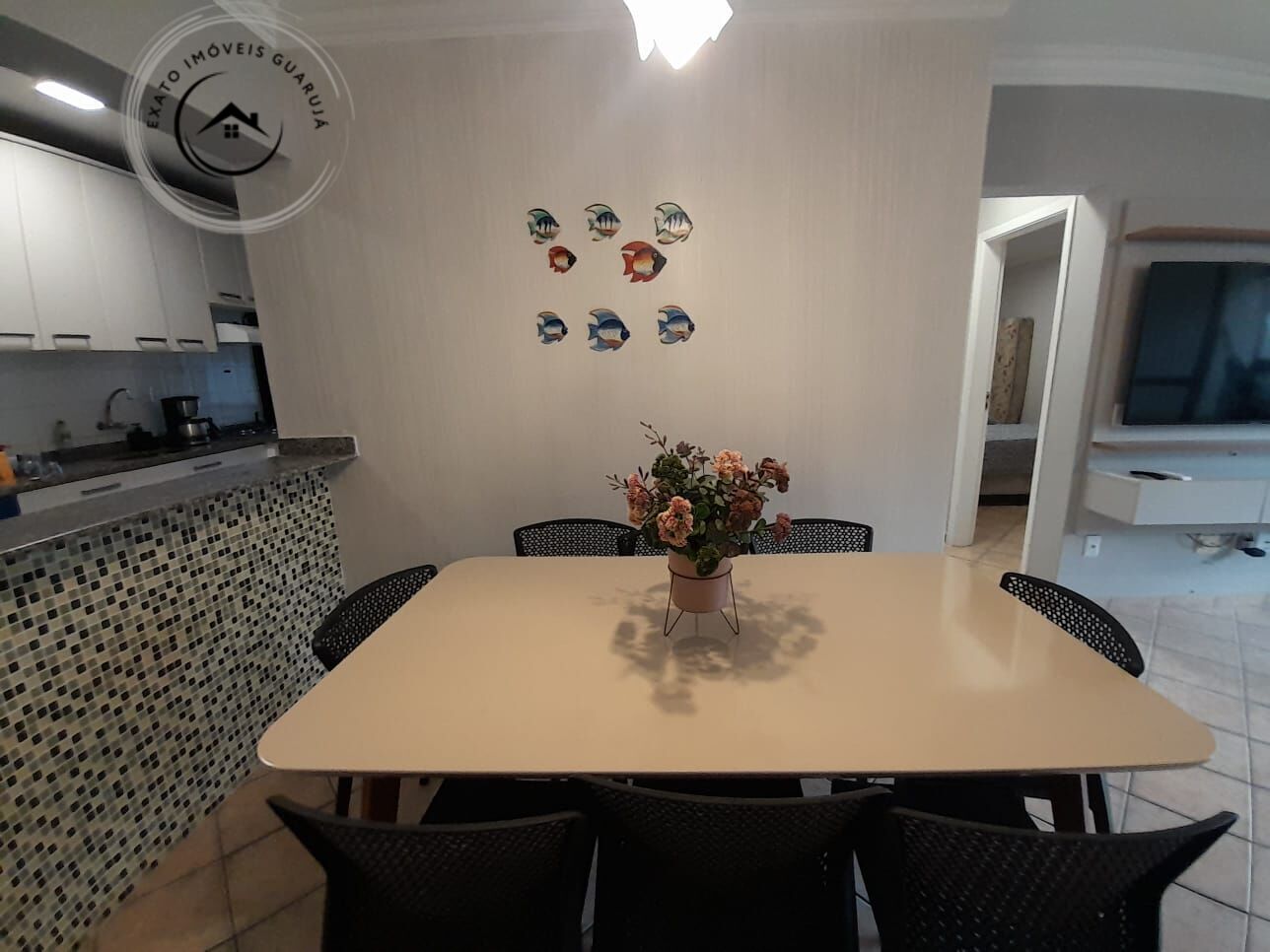 Apartamento Padrão de 02 dormitórios para venda na Praia da Enseada. - foto 9