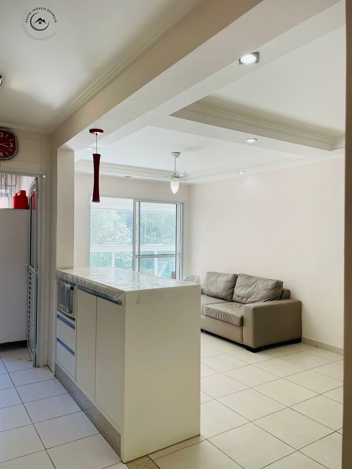 Apartamento de 02 dormitórios em condomínio-clube frente ao mar em Santos. - foto 2