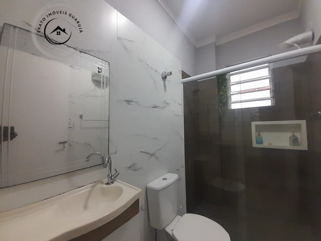 Apartamento Padrão de 02 dormitórios para venda na Praia da Enseada. - foto 11