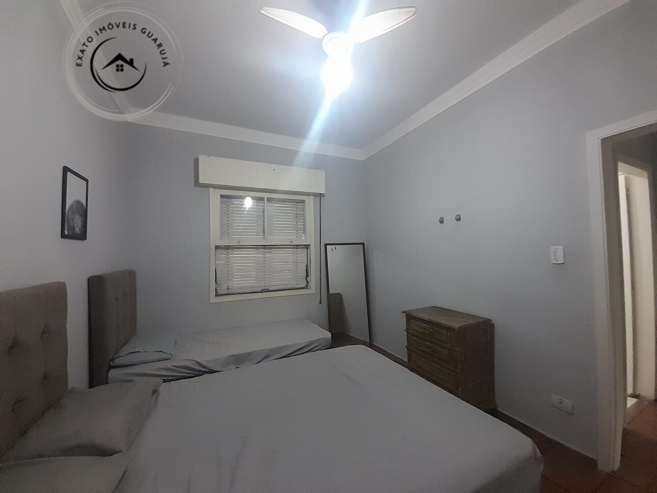 Apartamento Padrão de 02 dormitórios para venda na Praia da Enseada. - foto 9