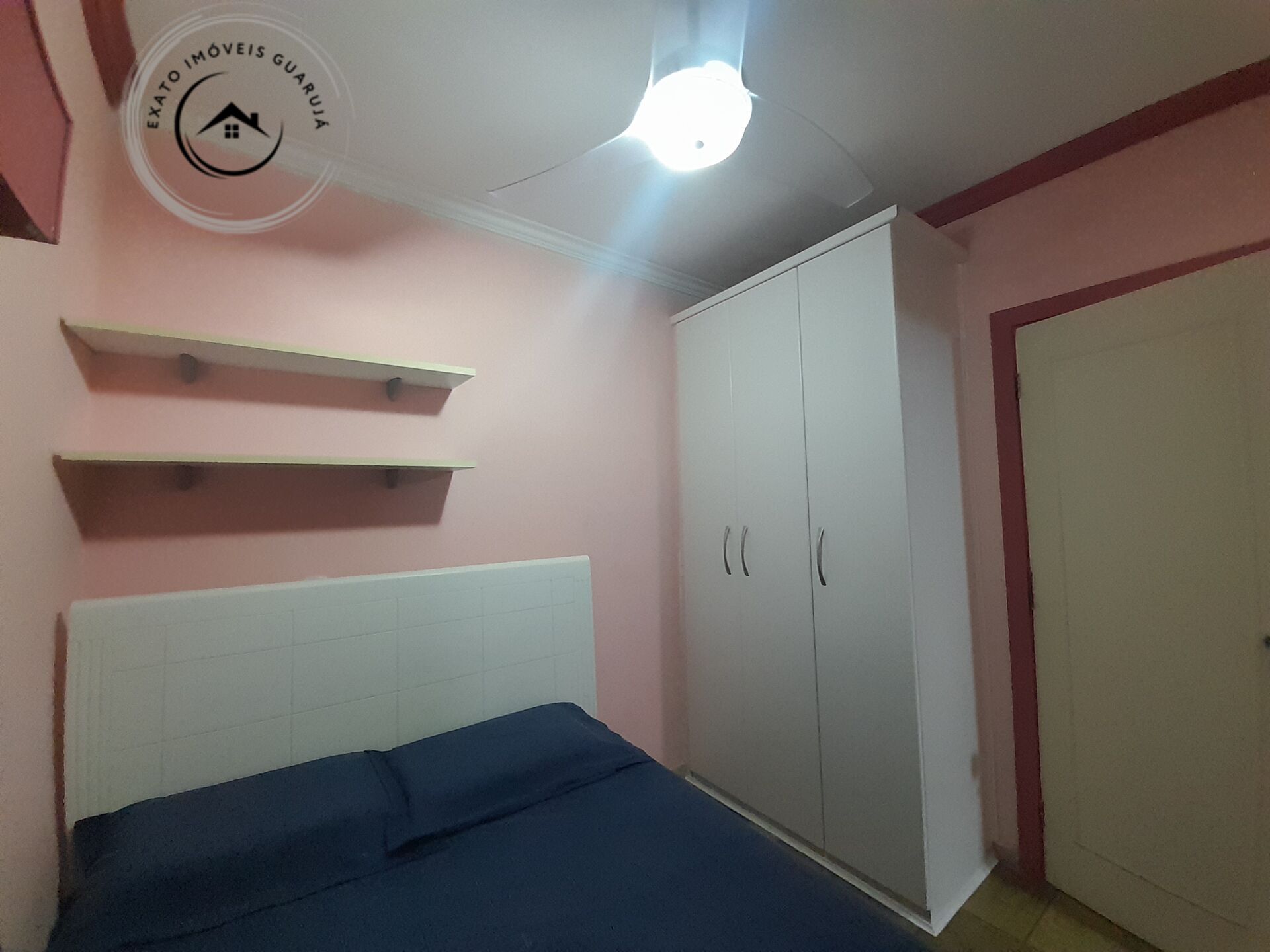 Apartamento Padrão de 03 dormitórios para locação anual na Praia da Enseada. - foto 20