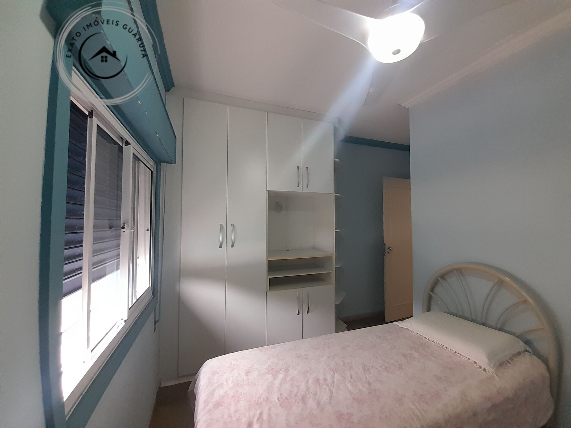 Apartamento Padrão de 03 dormitórios para locação anual na Praia da Enseada. - foto 18
