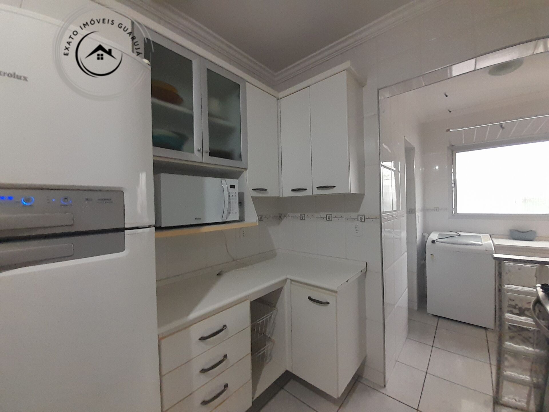 Apartamento Padrão de 03 dormitórios para locação anual na Praia da Enseada. - foto 28