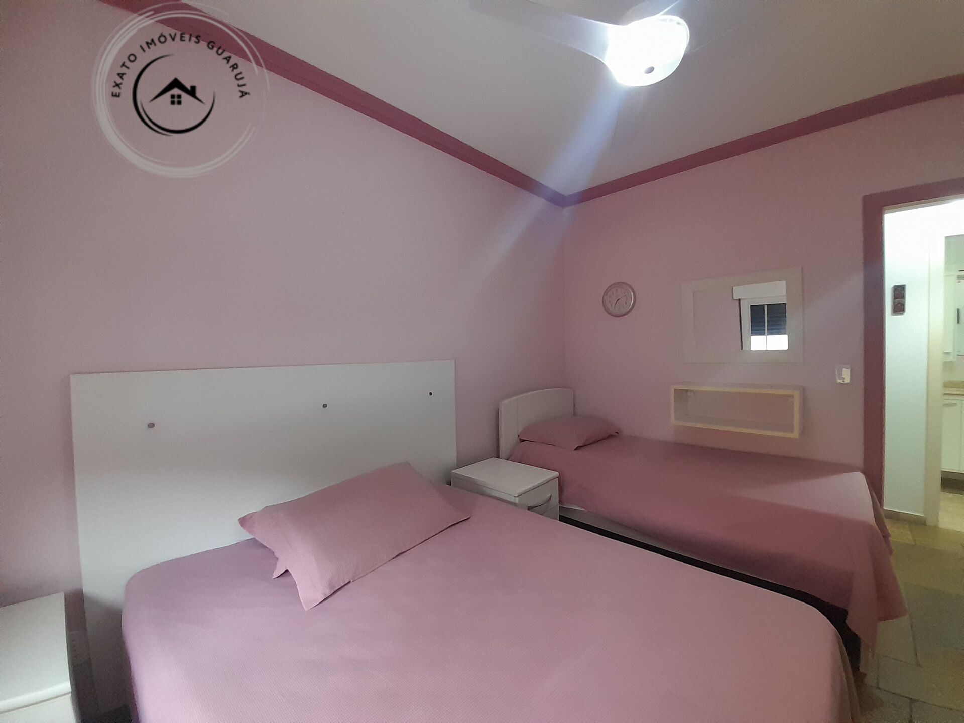 Apartamento Padrão de 03 dormitórios para locação anual na Praia da Enseada. - foto 15