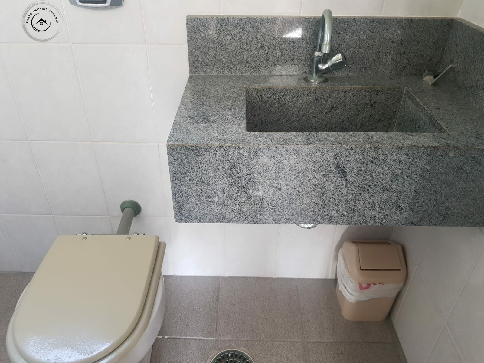 Apartamento Cobertura Triplex para Aluguel em Praia da Enseada Guarujá-SP - foto 29