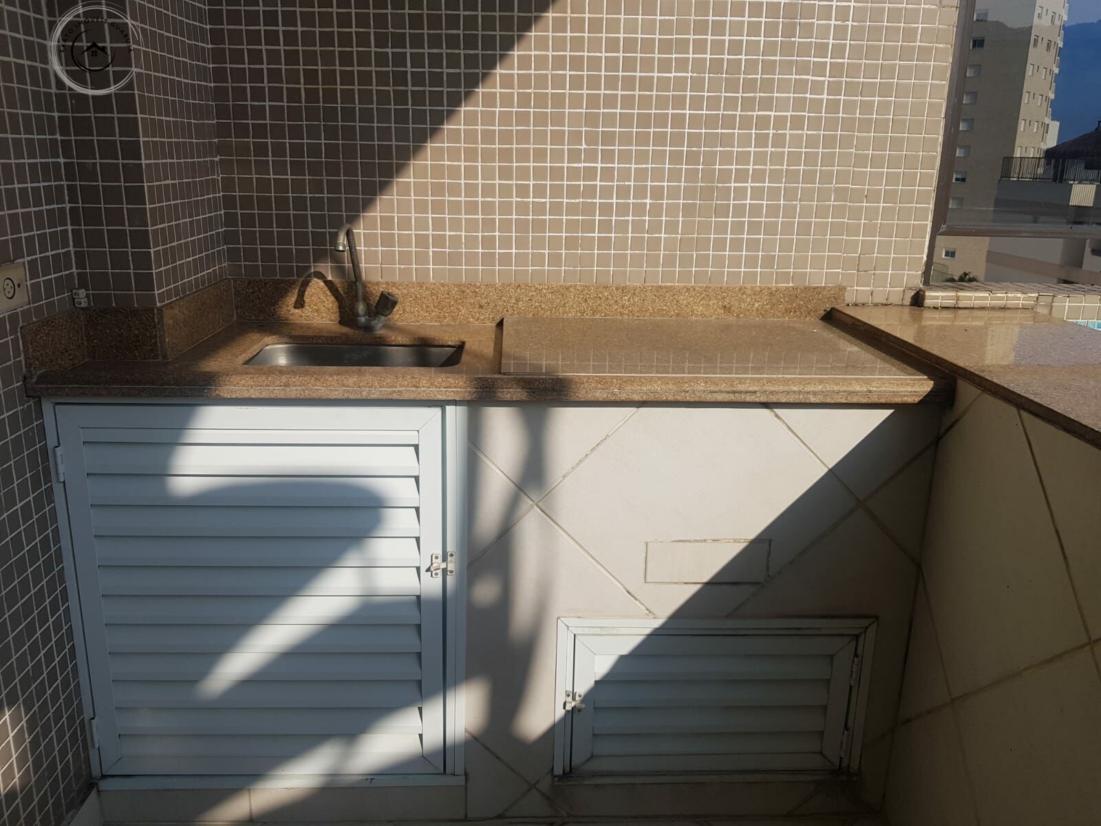 Apartamento Cobertura Triplex para Aluguel em Praia da Enseada Guarujá-SP - foto 6