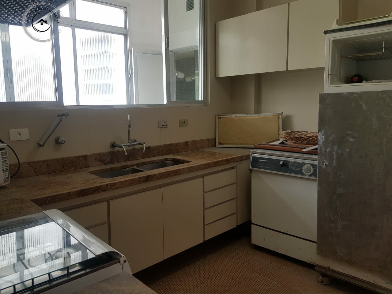 Apartamento Alto Padrão de 04 dormitórios para venda nas Pitangueiras. - foto 25
