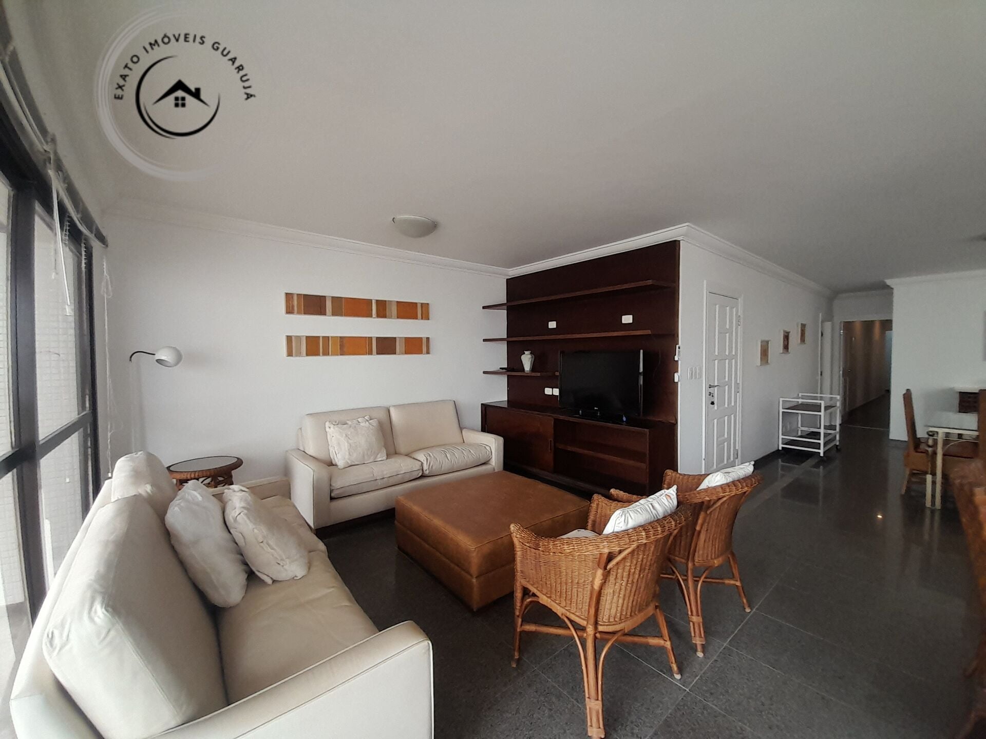 Apartamento Padrão de 04 dormitórios para locação anual nas Pitangueiras. - foto 1