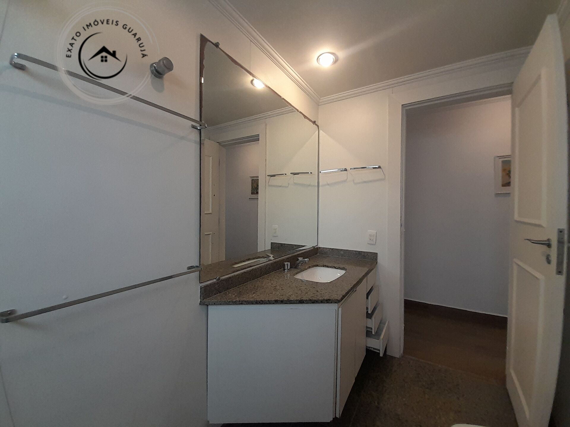 Apartamento Padrão de 04 dormitórios para locação anual nas Pitangueiras. - foto 19