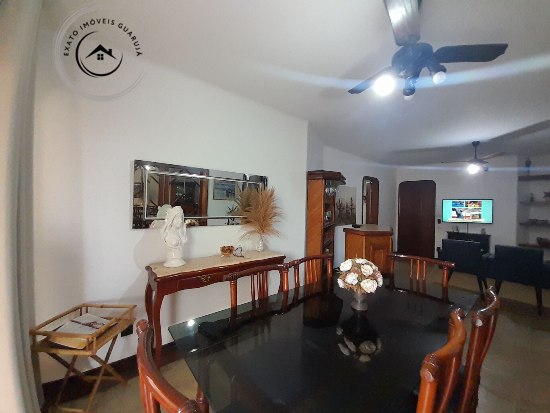 Apartamento Padrão de 03 dormitórios para venda na Praia da Enseada. - foto 7