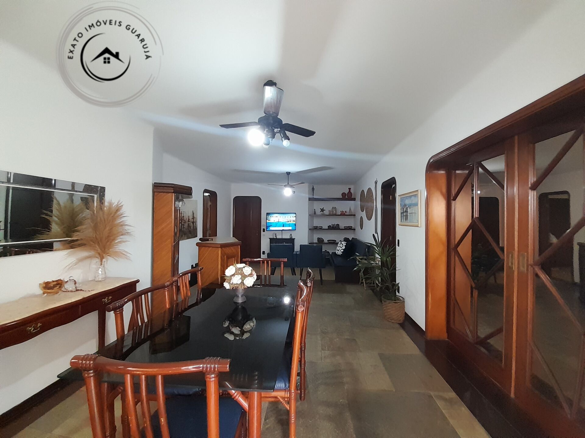 Apartamento Padrão de 03 dormitórios para venda na Praia da Enseada. - foto 6