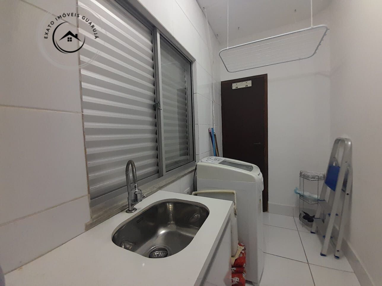 Apartamento Padrão de 02 dormitórios para locação anual na Praia da Enseada. - foto 13