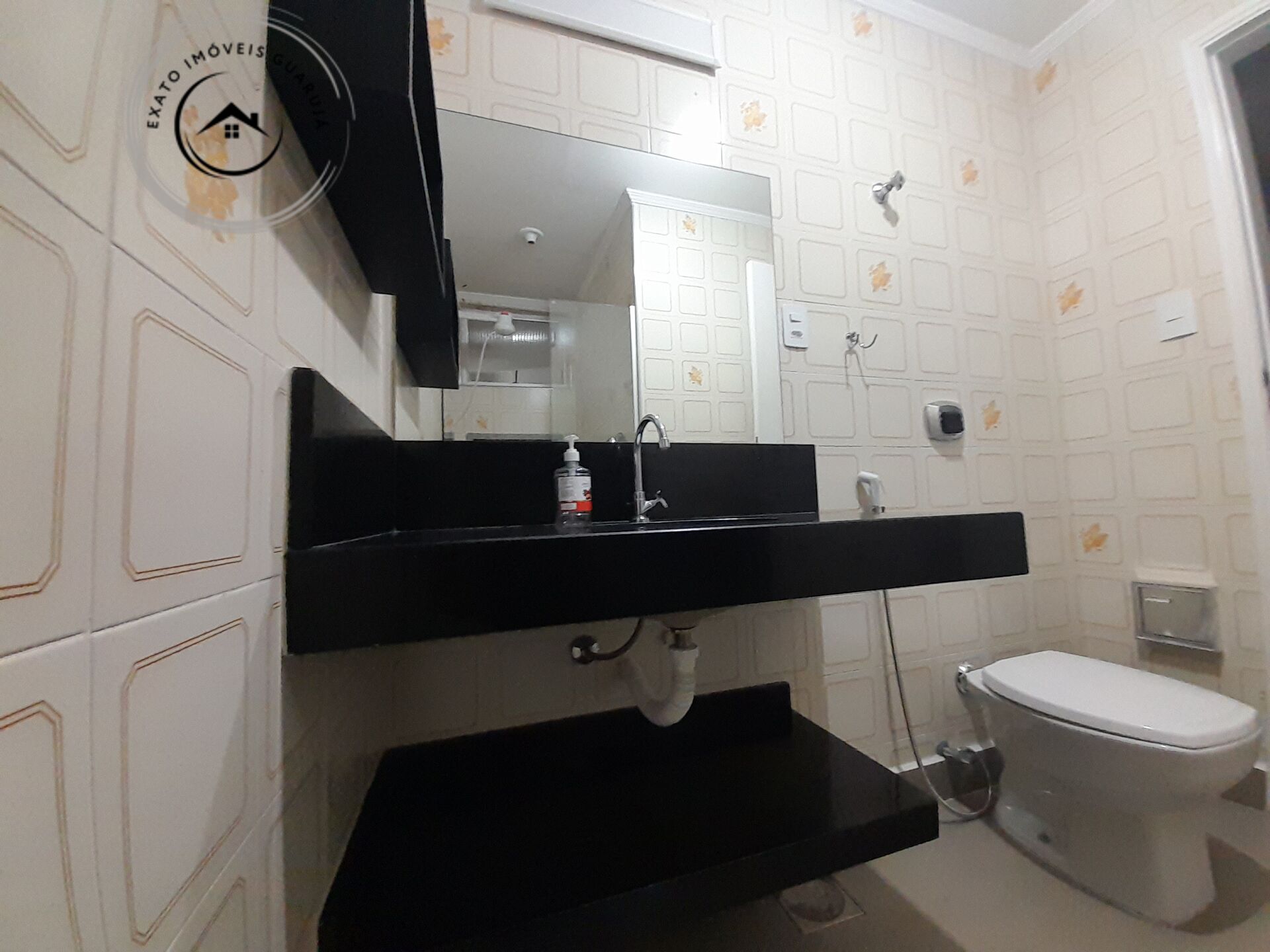 Apartamento Padrão de 03 dormitórios para venda na Praia da Enseada. - foto 30