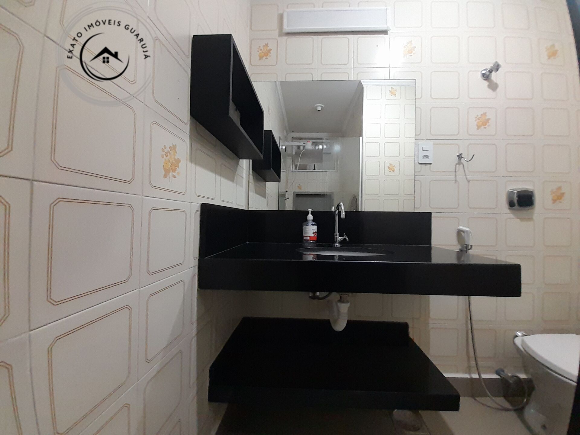 Apartamento Padrão de 03 dormitórios para venda na Praia da Enseada. - foto 29
