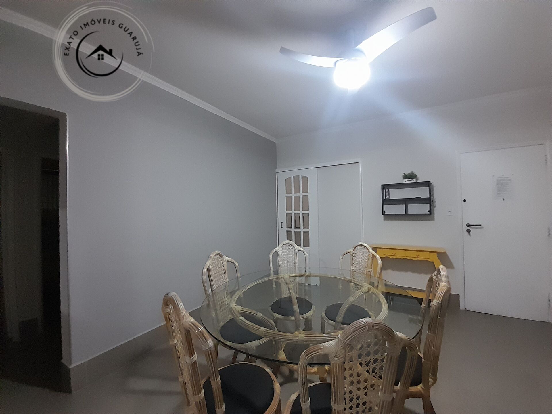 Apartamento Padrão de 03 dormitórios para venda na Praia da Enseada. - foto 11