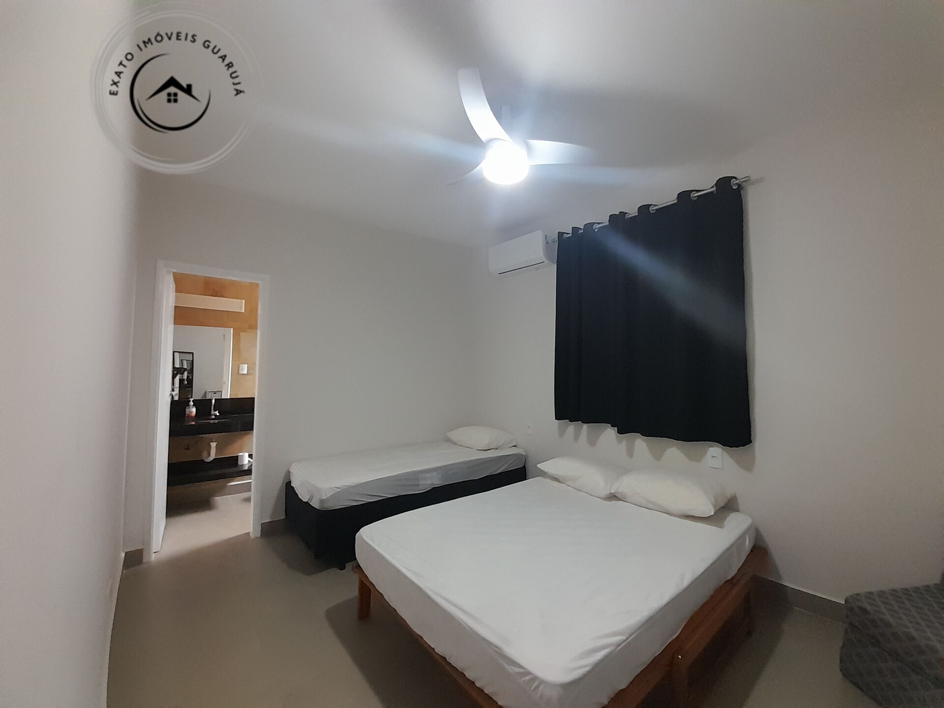Apartamento Padrão de 03 dormitórios para venda na Praia da Enseada. - foto 17