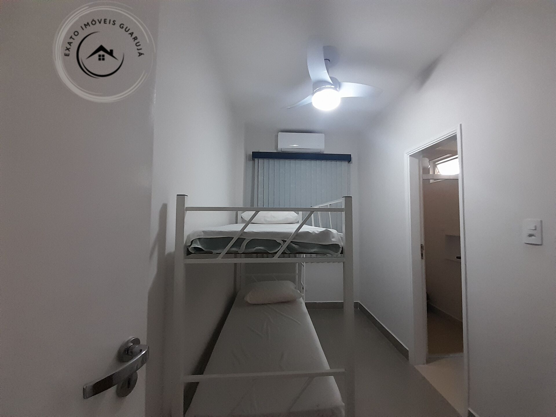 Apartamento Padrão de 03 dormitórios para venda na Praia da Enseada. - foto 22