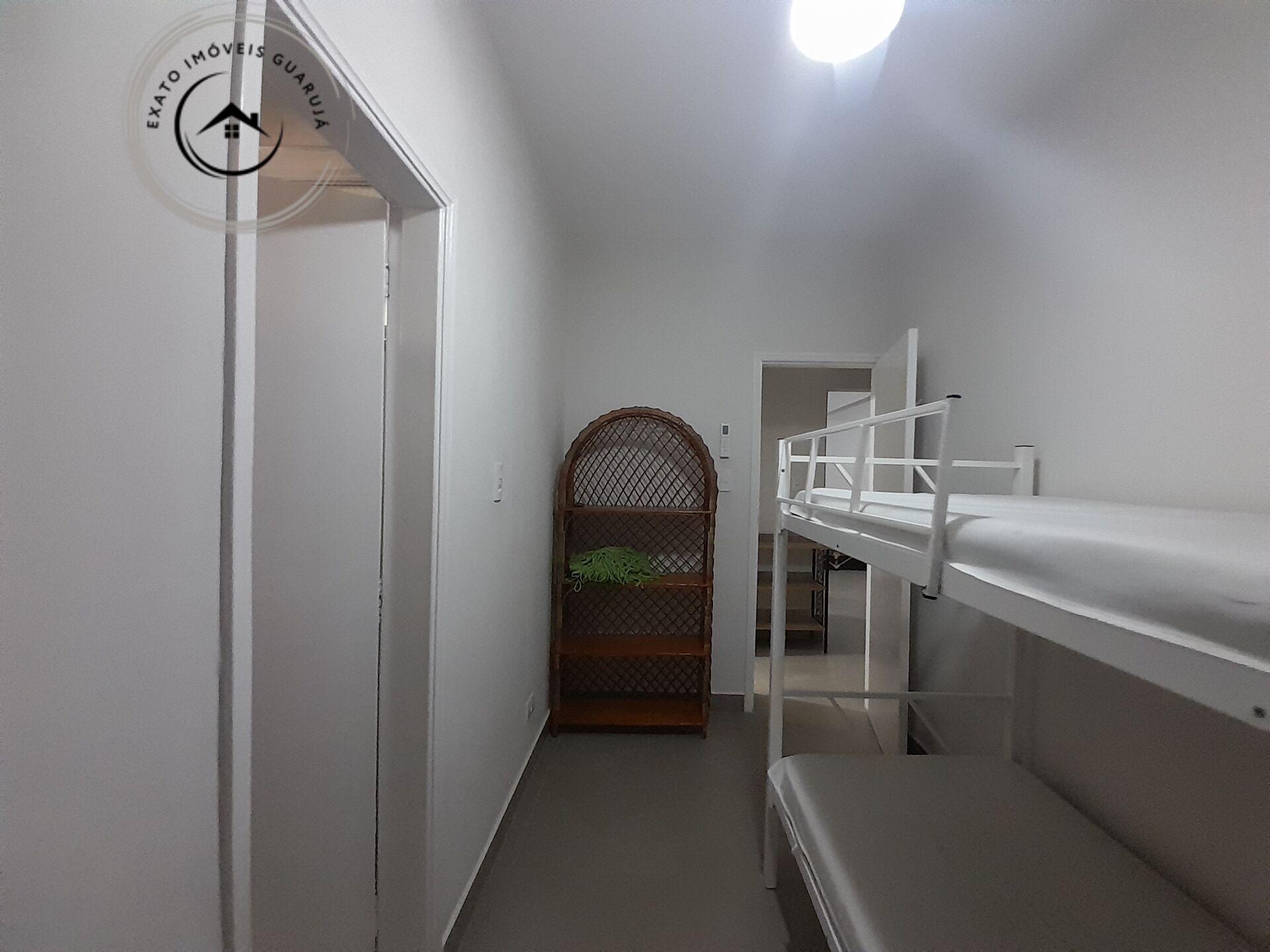 Apartamento Padrão de 03 dormitórios para venda na Praia da Enseada. - foto 27