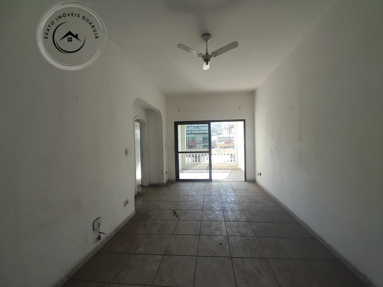 Apartamento Padrão de 03 dormitórios para venda na Praia da Enseada. - foto 1