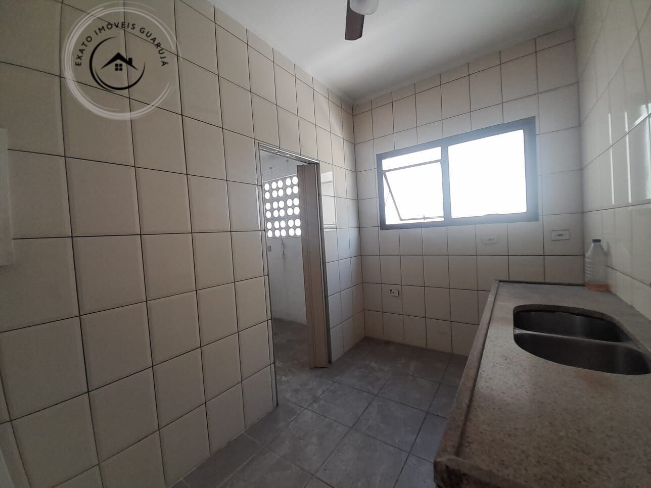 Apartamento Padrão de 03 dormitórios para venda na Praia da Enseada. - foto 11