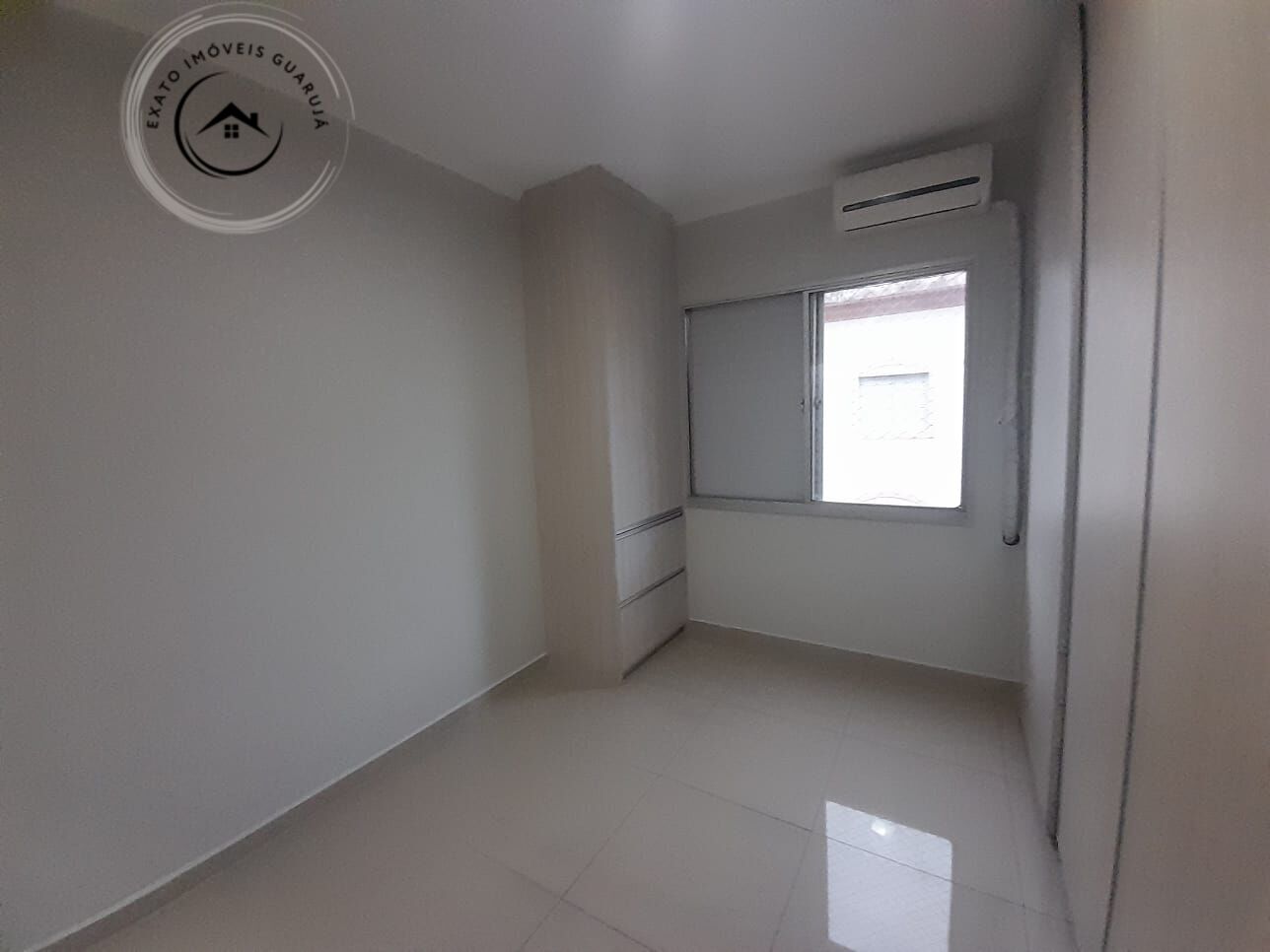 Apartamento Padrão de 03 dormitórios para venda na Praia da Enseada. - foto 7