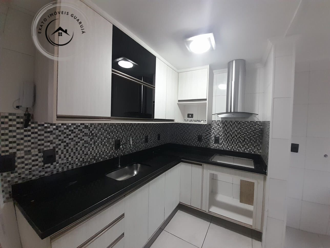 Apartamento Padrão de 03 dormitórios para venda na Praia da Enseada. - foto 21