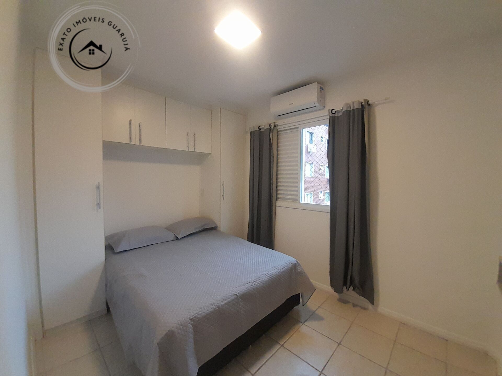 Apartamento padrão de 02 dormitórios para locação anual na p