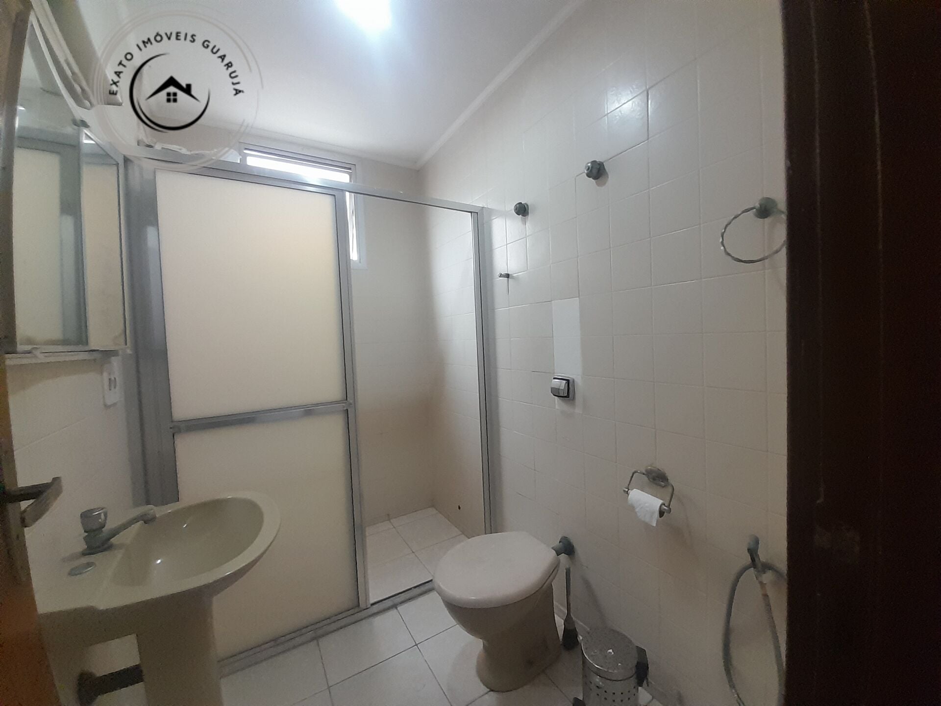Apartamento padrão de 02 dormitórios para venda nas pitangue
