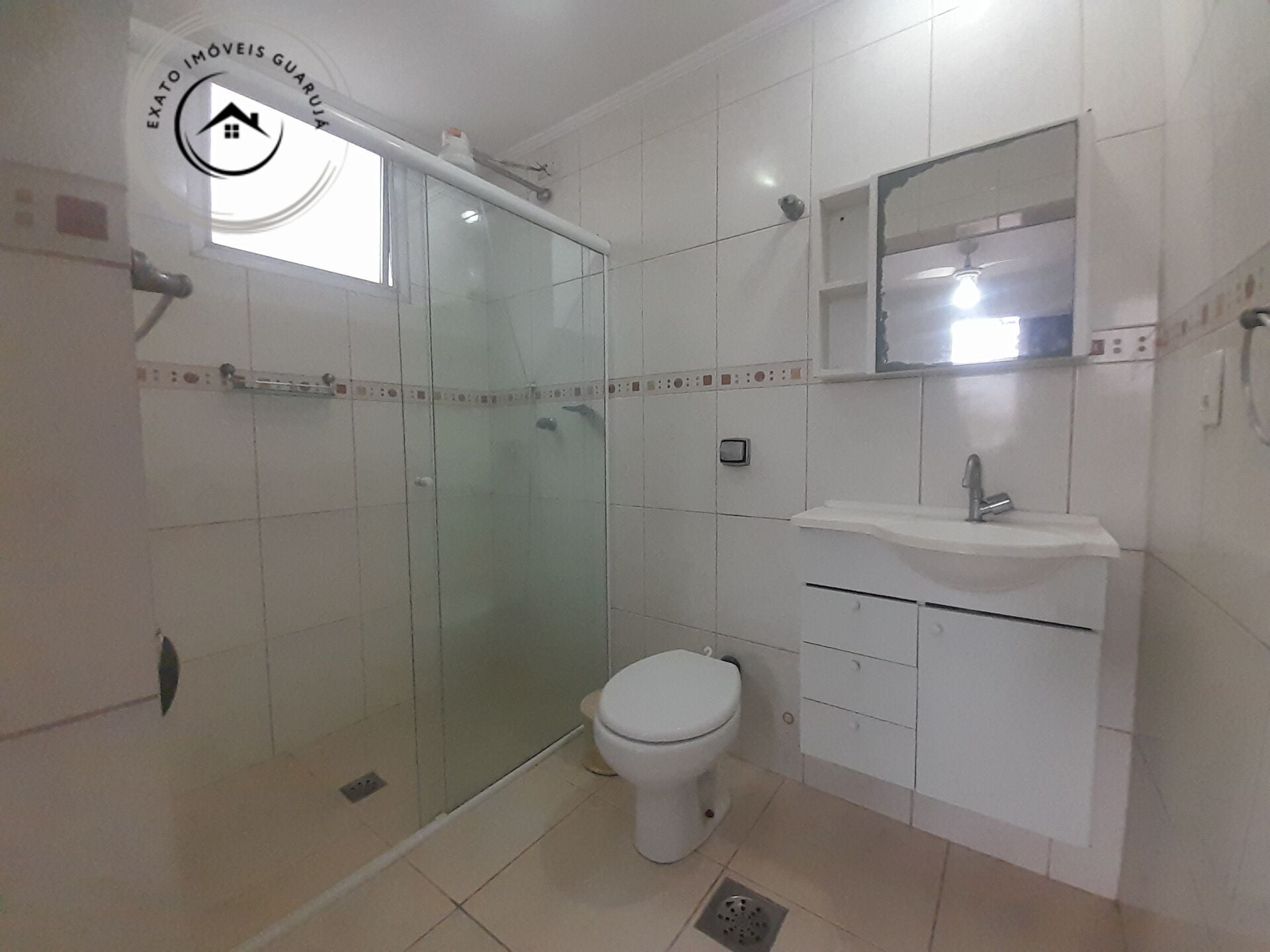 Apartamento padrão de 02 dormitórios para venda nas pitangue