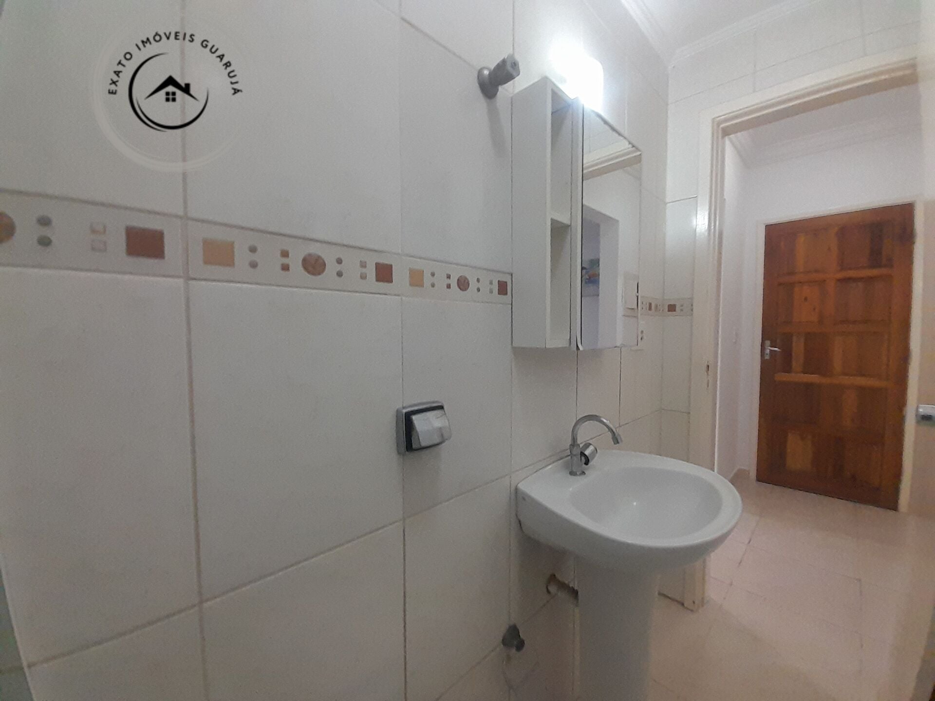 Apartamento padrão de 02 dormitórios para venda nas pitangue