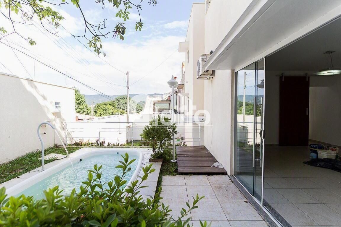 Casa Sobrado em Vila Suissa, Mogi das Cruzes/SP