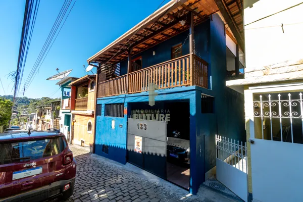 Casa à venda no bairro Cascata do Imbuí em Teresópolis/RJ