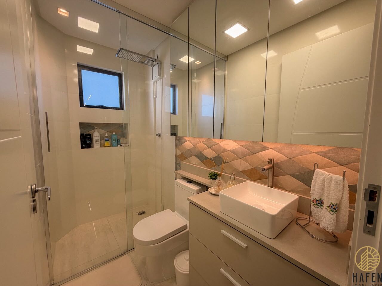 Apartamento, 2 quartos, 69 m² - Foto 11